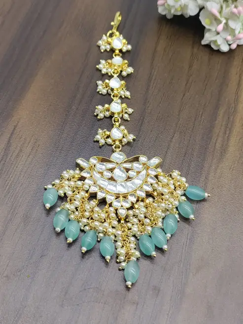 Pachi Kundan Tikka