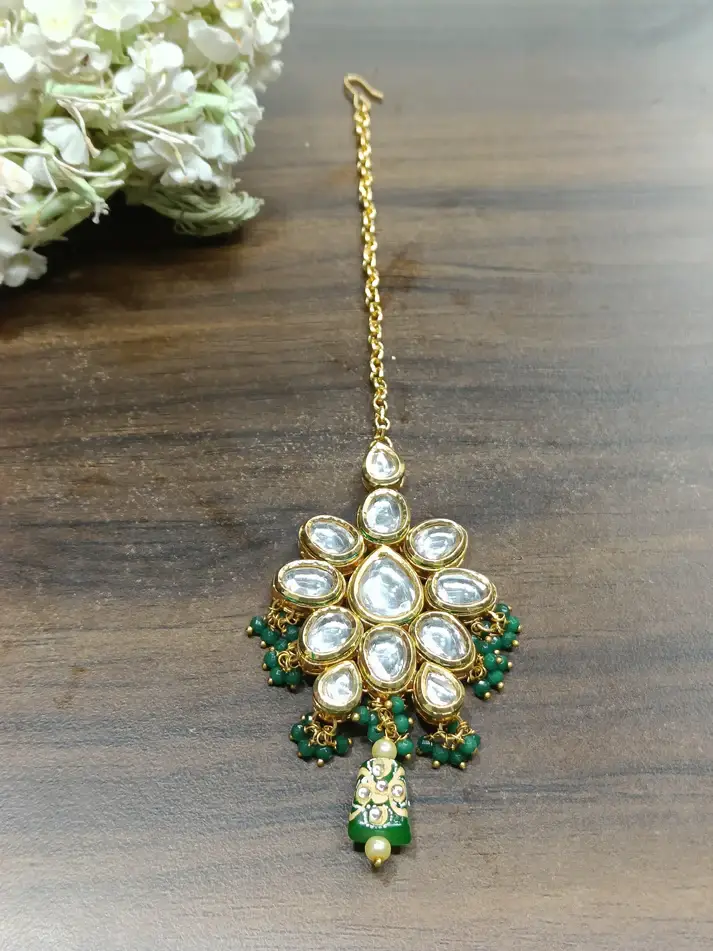 Maharani Crescent Maang Tikka