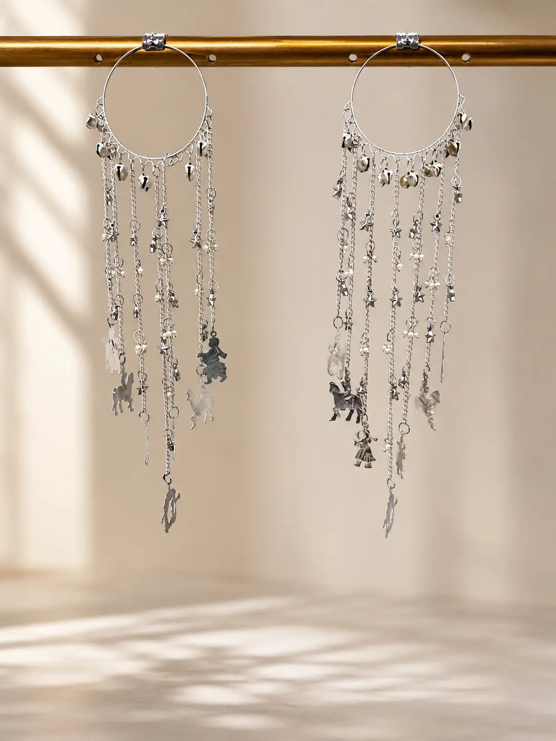 Chic Storyteller Silver Kaleeras