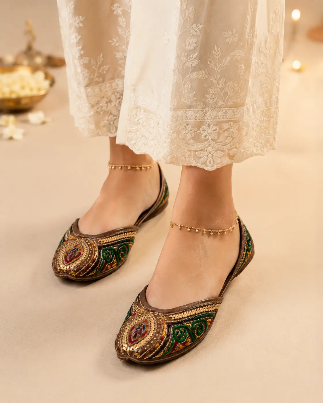Meher Multicolour Embroidered Jutti