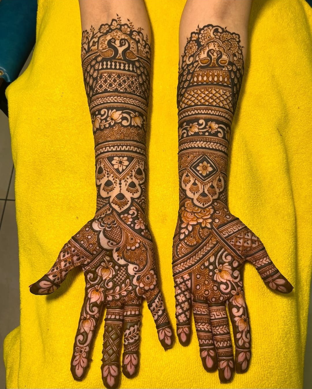 VIVEK KUMAR MEHANDI ART