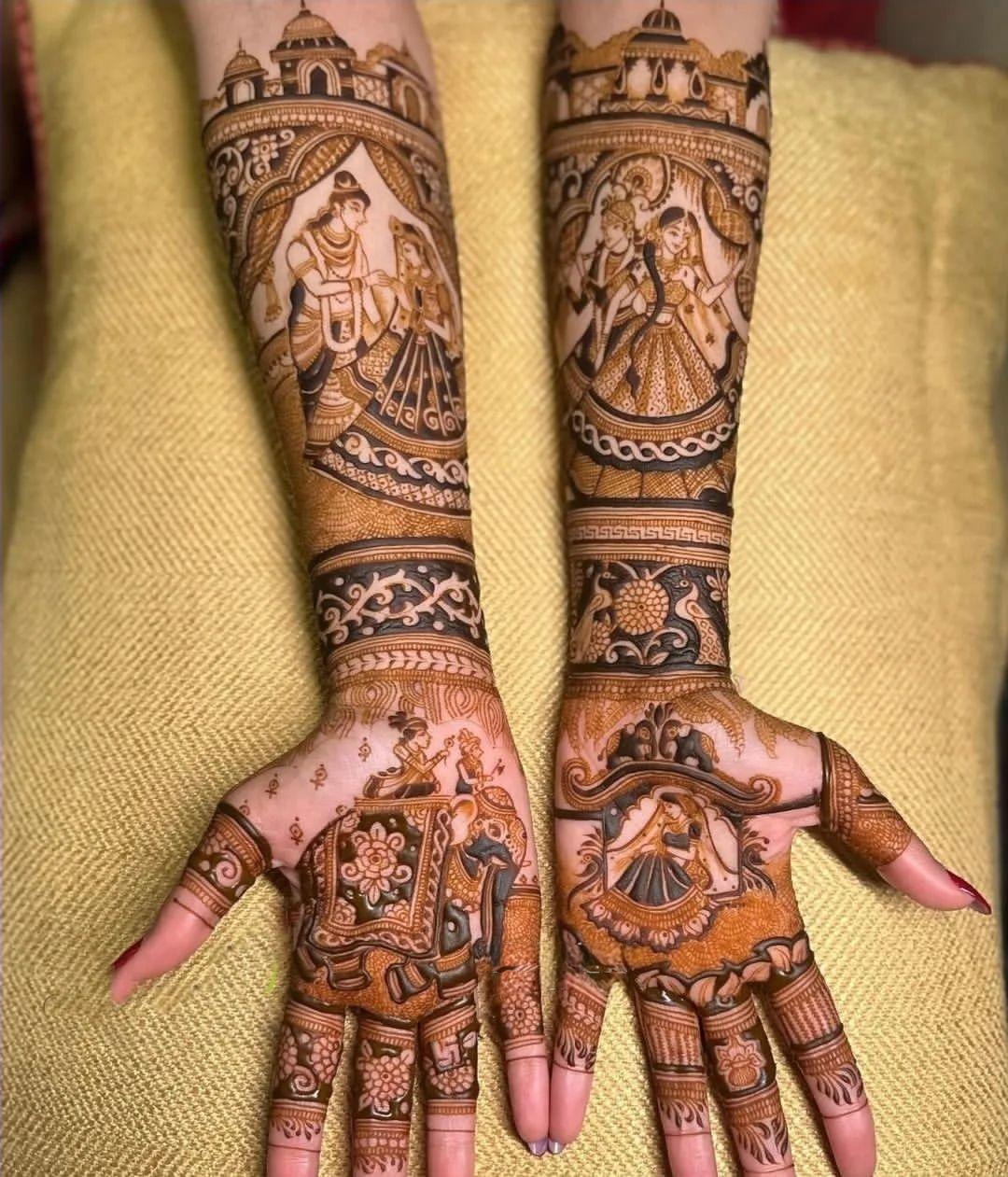 PROFESSIONAL MEHANDI ARTIST