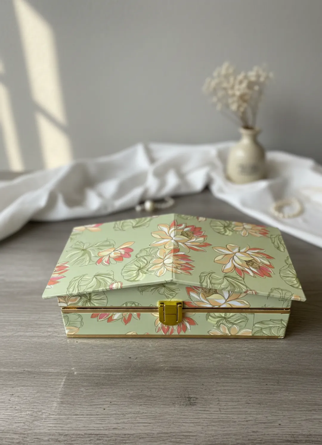 Elegant Floral Mint Green Cash Box