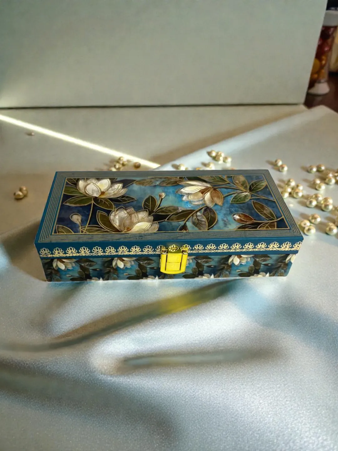 Turquoise Lotus Cash Box