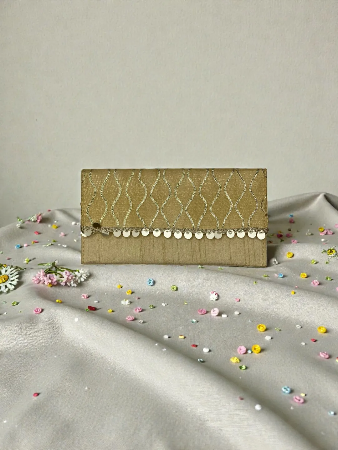Beige Zariya Cash Envelope