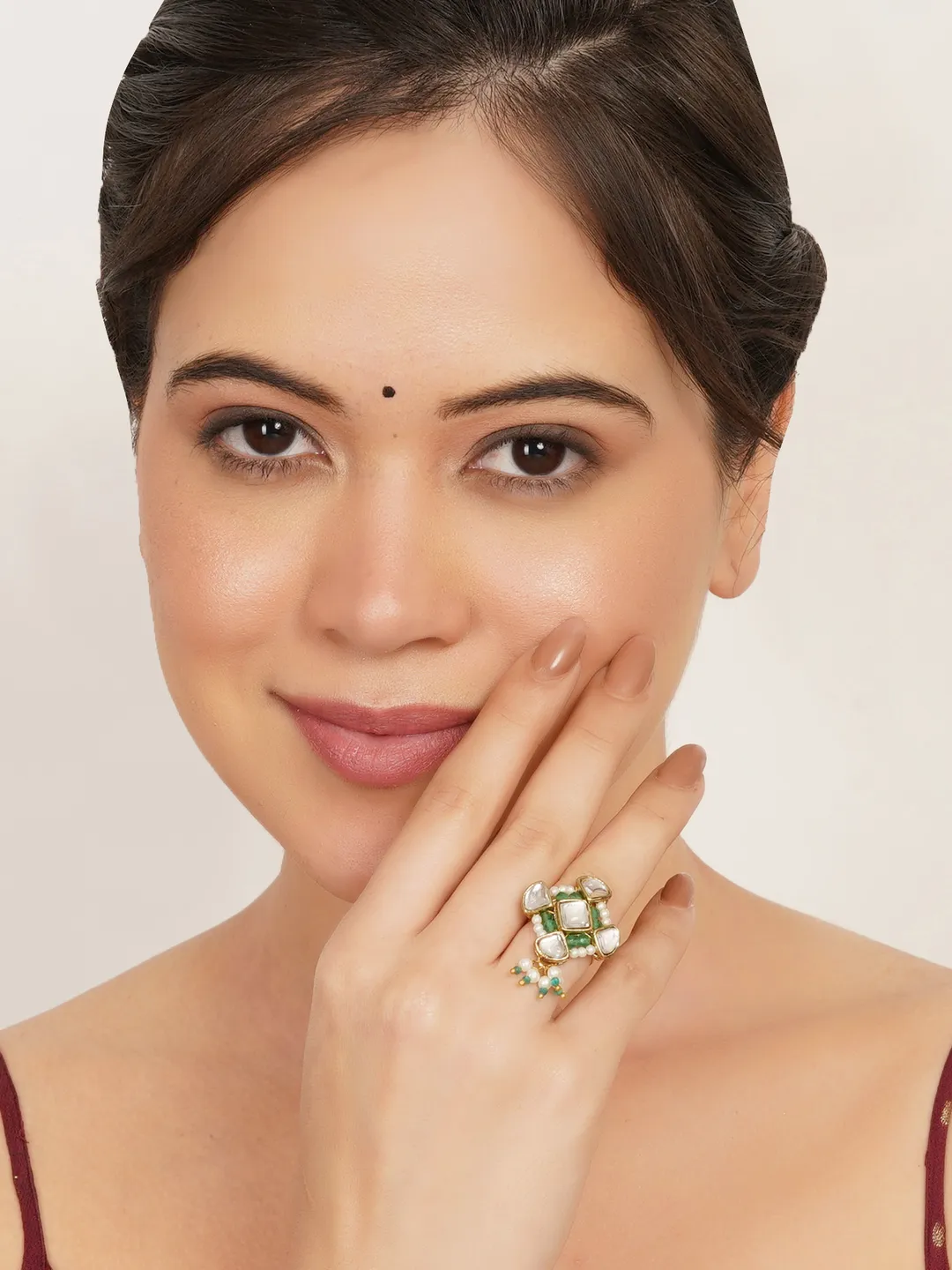 Emerald Green Kundan Pearl Ring