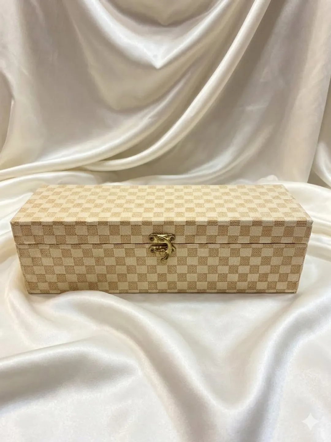 Checkered Single-Rod Bangle Box