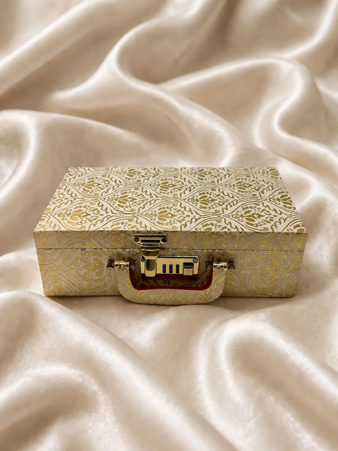 Ivory Gold Luxe Keepsake Case