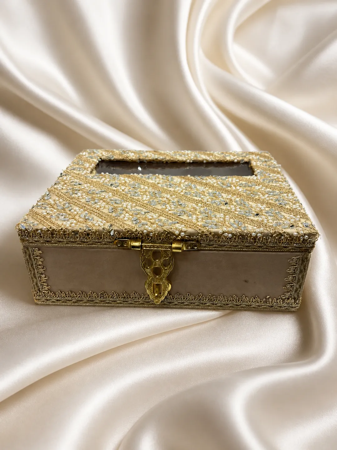 Regal Ivory Luxe Bridal Display Box