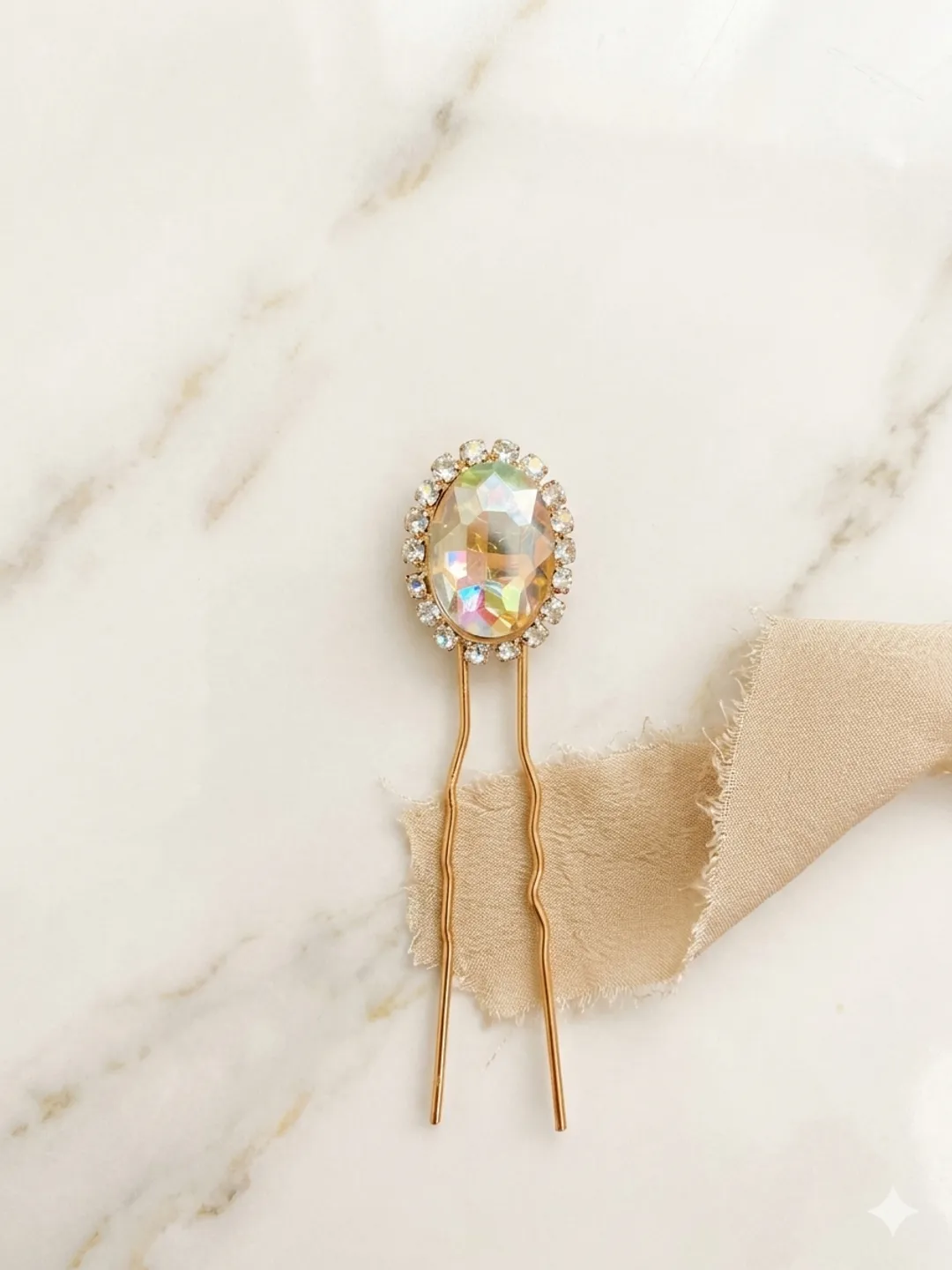 Golden Crystal Pin (pack of 10)