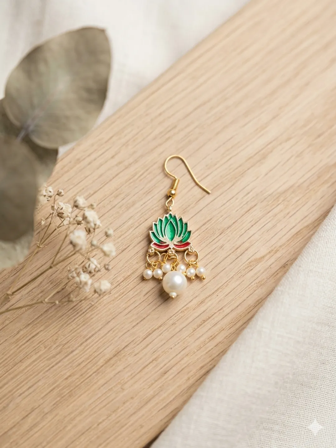 Emerald Lotus Charm (pack of 6)