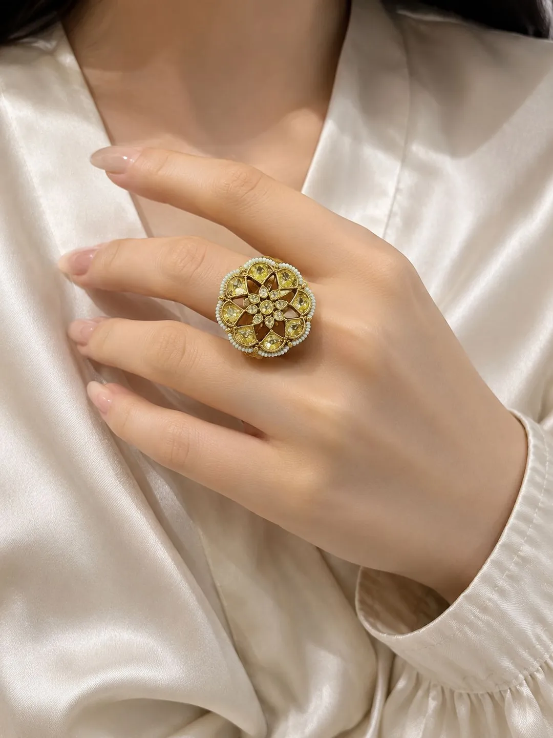 Sunburst Champagne Kundan Ring