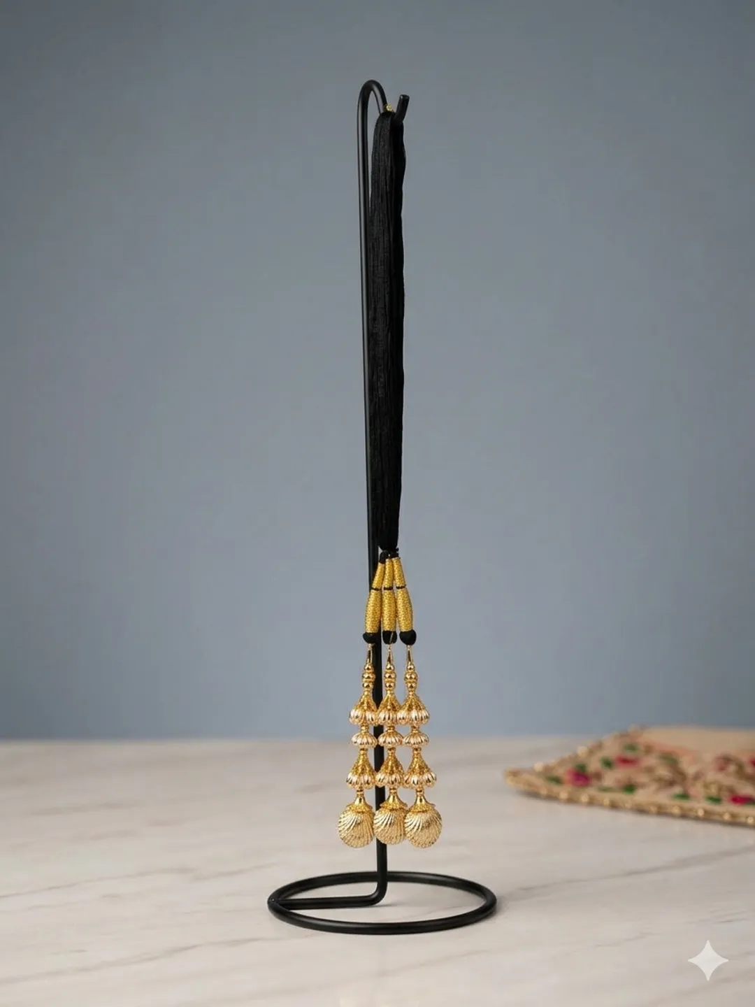 Heritage Gold Charm Parandi