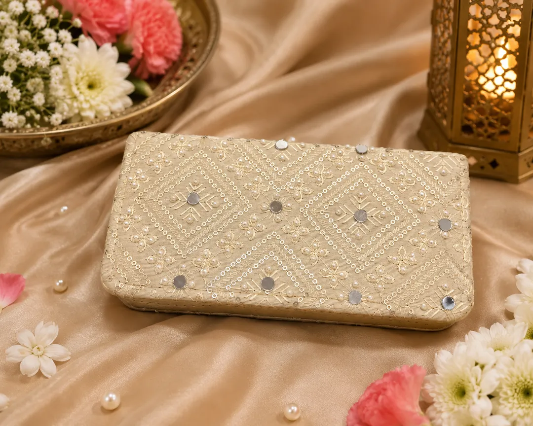 Ivory Pearl Luxe Wallet