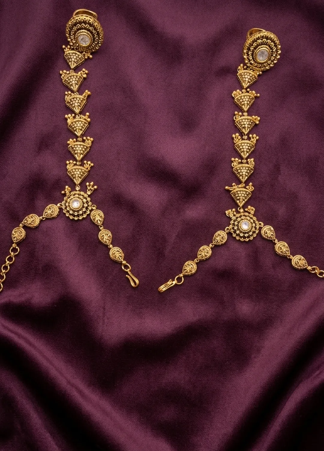 Golden Kundan Hathphool